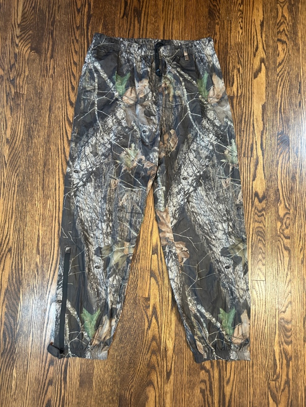 Vintage Y2K Browning Camo Print Water Resistant Swishy Pants